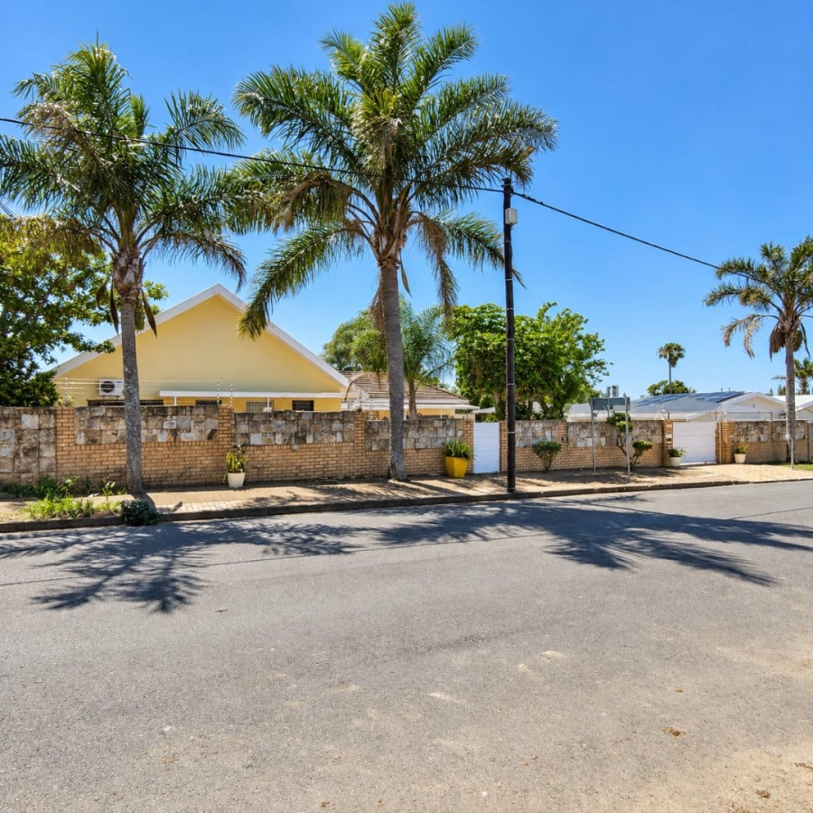 14 Bedroom Property for Sale in Baysville Eastern Cape